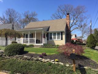 301 Durand Rd, Wall Township, NJ 07753-5309