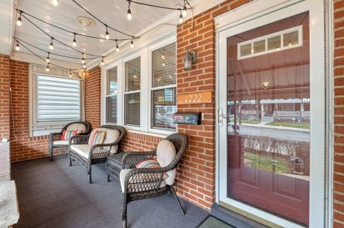 1722 Jancey St, Pittsburgh, PA 15206-1146