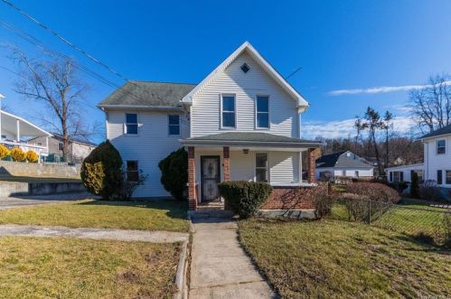 126 Winthrop Ave, Elmsford, NY 10523-1908