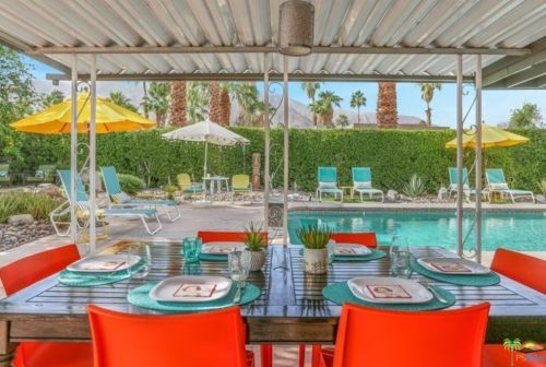 1135 Sunrise Way, Palm Springs CA  92262-5310 exterior
