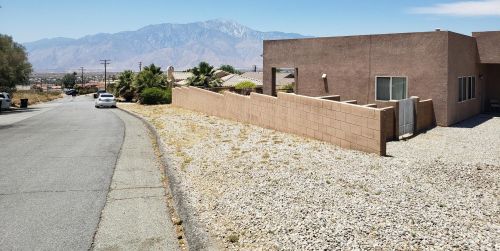 66681 San Diego Dr, Desert Hot Springs, CA 92240-2540