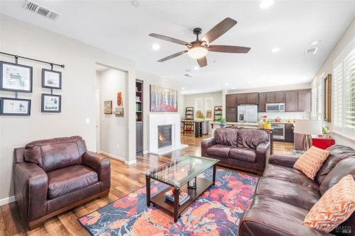 5284 Gramercy Cir, Fairfield CA  94533-6680 exterior