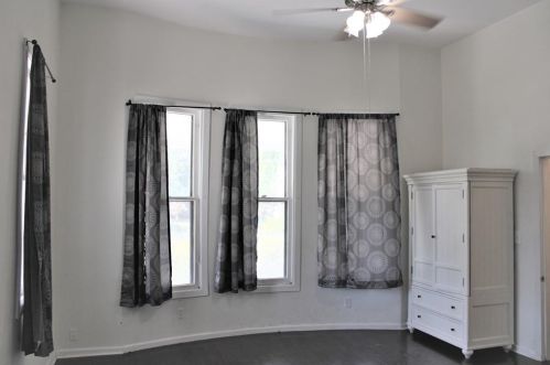 1813 Fuller St, Greenville TX  75401-3220 exterior