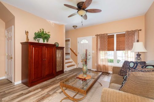 57 Aveonis Ct, Fishkill NY  12524-1638 exterior