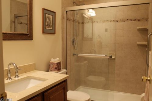 153 Saddleback Ct, Sparta NJ  07871-1759 exterior