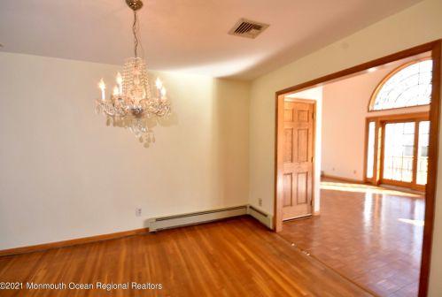 306 Van Zile Rd, Bricktown NJ  08724-2018 exterior