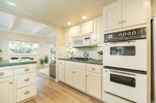 1425 Los Olivos Rd, Santa Rosa CA 95404-2017 exterior