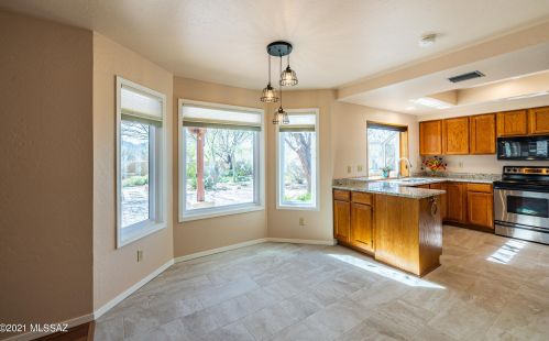 4421 Paseo De Los Cerritos, Tucson AZ 85745-9552 exterior