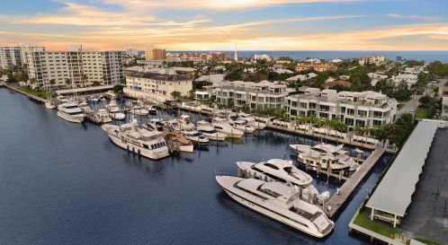 136 Macfarlane Dr, Delray Beach, FL 33483-6803
