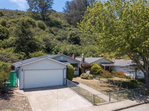 1460 Rosita Rd, Pacifica, CA 94044-4338