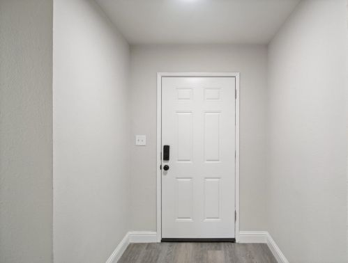 355 Linwood Ave, Turlock CA  95380-6315 exterior