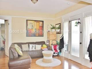 4212 Cleveland Ave, San Diego CA  92103-2413 exterior