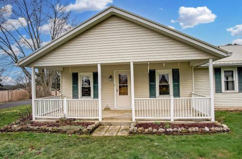 4170 Chandlersville Rd, Zanesville, OH 43701-8611