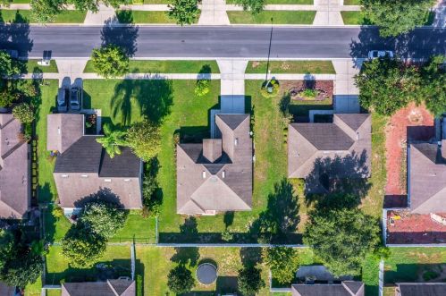 4641 Marsh Harbor Dr, Tavares FL  32778-4764 exterior