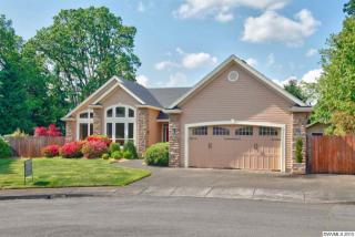 410 Weiby Ave, Silverton, OR 97381-2263