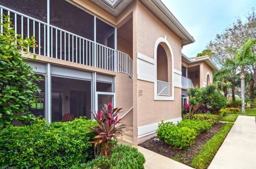 3715 Buttonwood Way, Naples FL  34112-8602 exterior