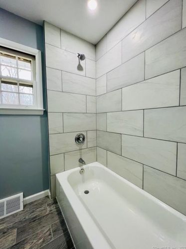 20 Barnum Rd, Danbury CT  06811-2936 exterior