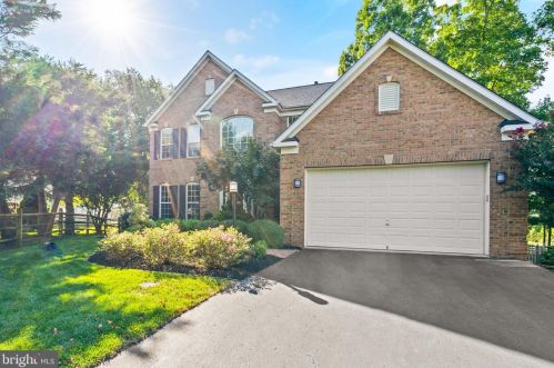 14488 Clubhouse Rd, Gainesville, VA 20155-3816