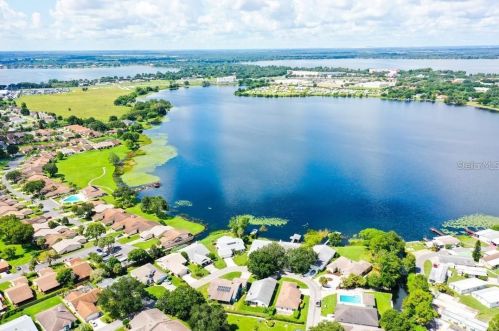 1420 Grand Cayman Cir, Winter Haven, FL 33884-2448