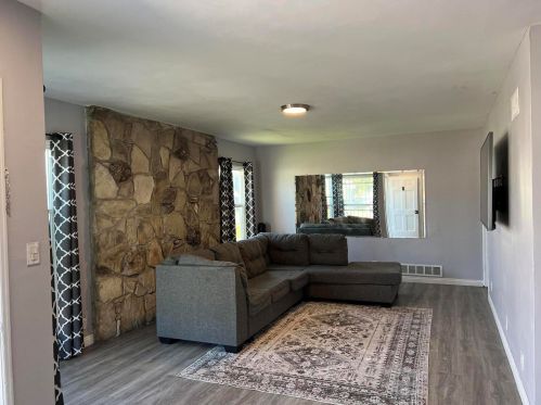 4916 Brompton Ave, Bell CA  90201-3729 exterior