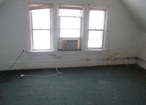 1232 Faulkner St, Pittsburgh PA 15204-1649 exterior