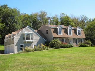 16 Apple Rdg, Roxbury, CT 06783-1815