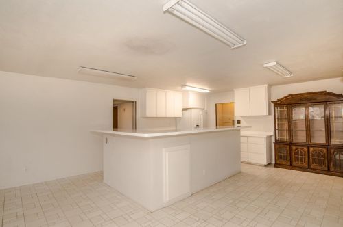 4 Casa Linda Dr, Woodland CA  95695-4612 exterior