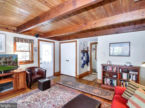 251 Bancroft Rd, Kennett Sq PA  19348-2292 exterior