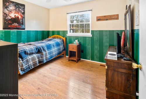 9 Salem Ln, Jackson Twp NJ  08527-1210 exterior