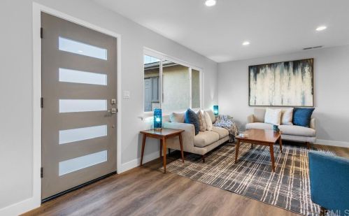 3654 Budd St, San Diego, CA 92111-4334