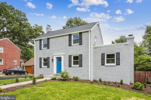 3121 Celadon Ln, Falls Church VA  22044-2610 exterior