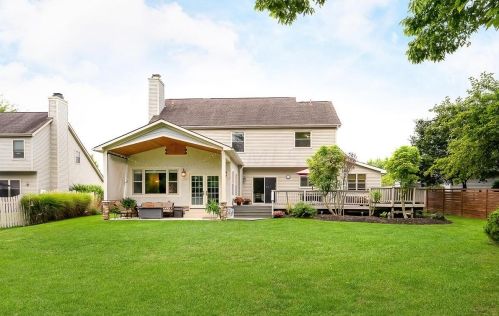 2960 Wynridge Dr, Darbydale OH  43123-8706 exterior