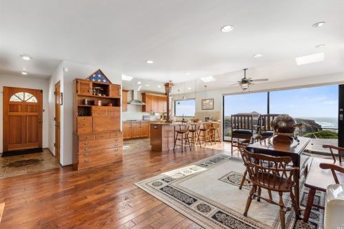 14240 Headlands Point Way, Mendocino CA  95460-9612 exterior