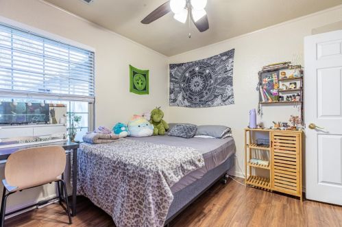 1216 Glenbrook Way, Modesto CA  95355-3676 exterior