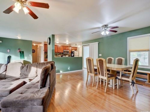 555 Connetquot Ave, Islip Terrace NY  11752-2503 exterior