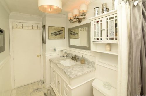413 Woodland Hl Rd, White Plains NY  10603-3135 exterior