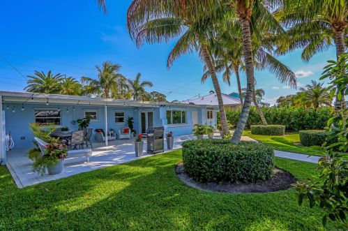 1719 Dyer Point Rd, Palm City FL  34990-1723 exterior