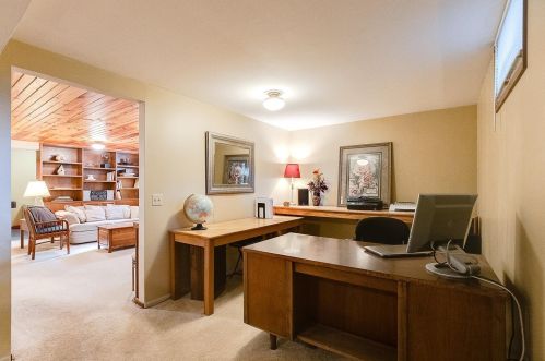 1716 Harrison Ct, Waterford MN  55057-3004 exterior