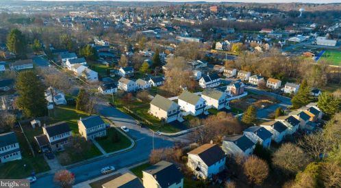 710 Hornblende Ave, Kennett Sq PA  19348-3614 exterior