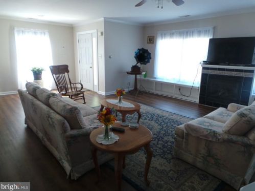 131 Baltusrol Dr, Charles Town WV  25414-4085 exterior