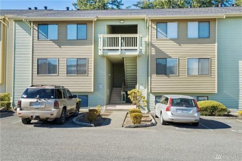 1780 Sunn Fjord Ln, Bremerton, WA 98312-4770
