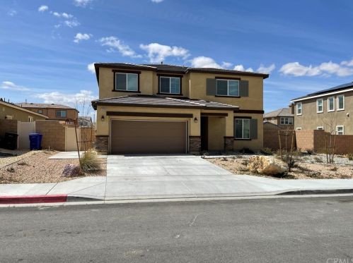 12966 Oakwood St, Victorville, CA 92392-0577