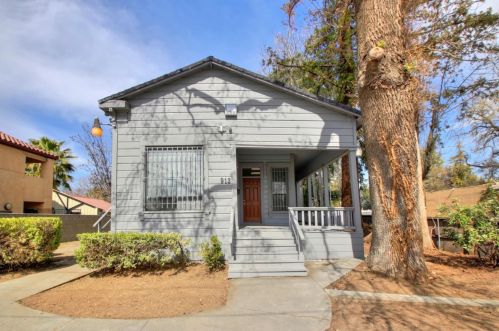 913 Court St, Woodland, CA 95695-3519