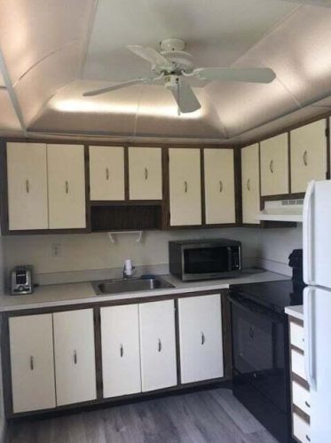 193 Burgundy, Delray Beach, FL 33484-5452
