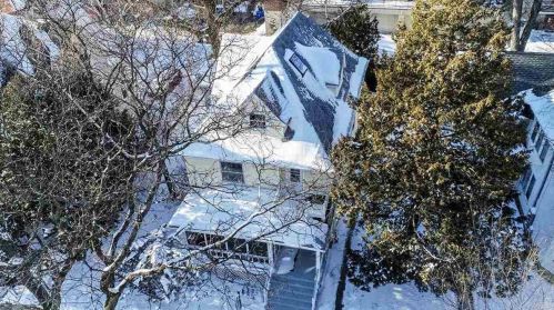 1910 Madison St, Madison, WI 53711-2128