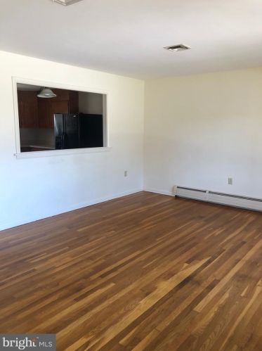 1622 Albright St, Swatara, PA 17033-9750