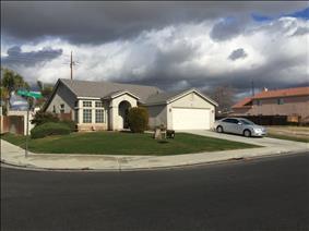 3816 Whirlwind Dr, Bakersfield, CA 93313-4438