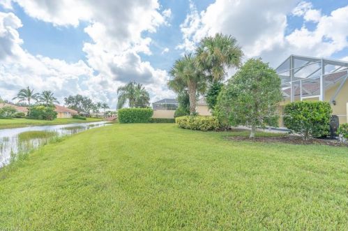 7829 Orvieto Ct, Naples FL  34114-2634 exterior