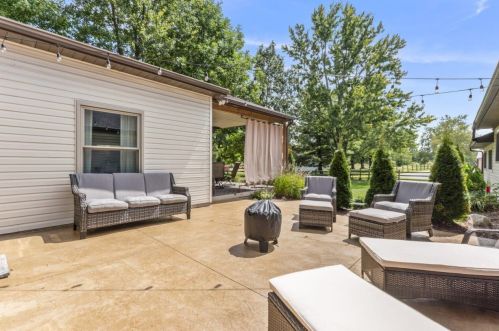 10823 Morse Rd, Pataskala OH 43062-8692 exterior