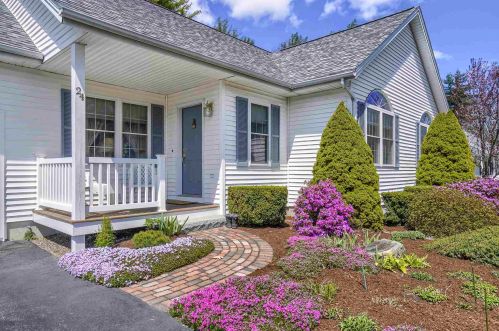 24 Briallia Cir, Newmarket, NH 03857-2194